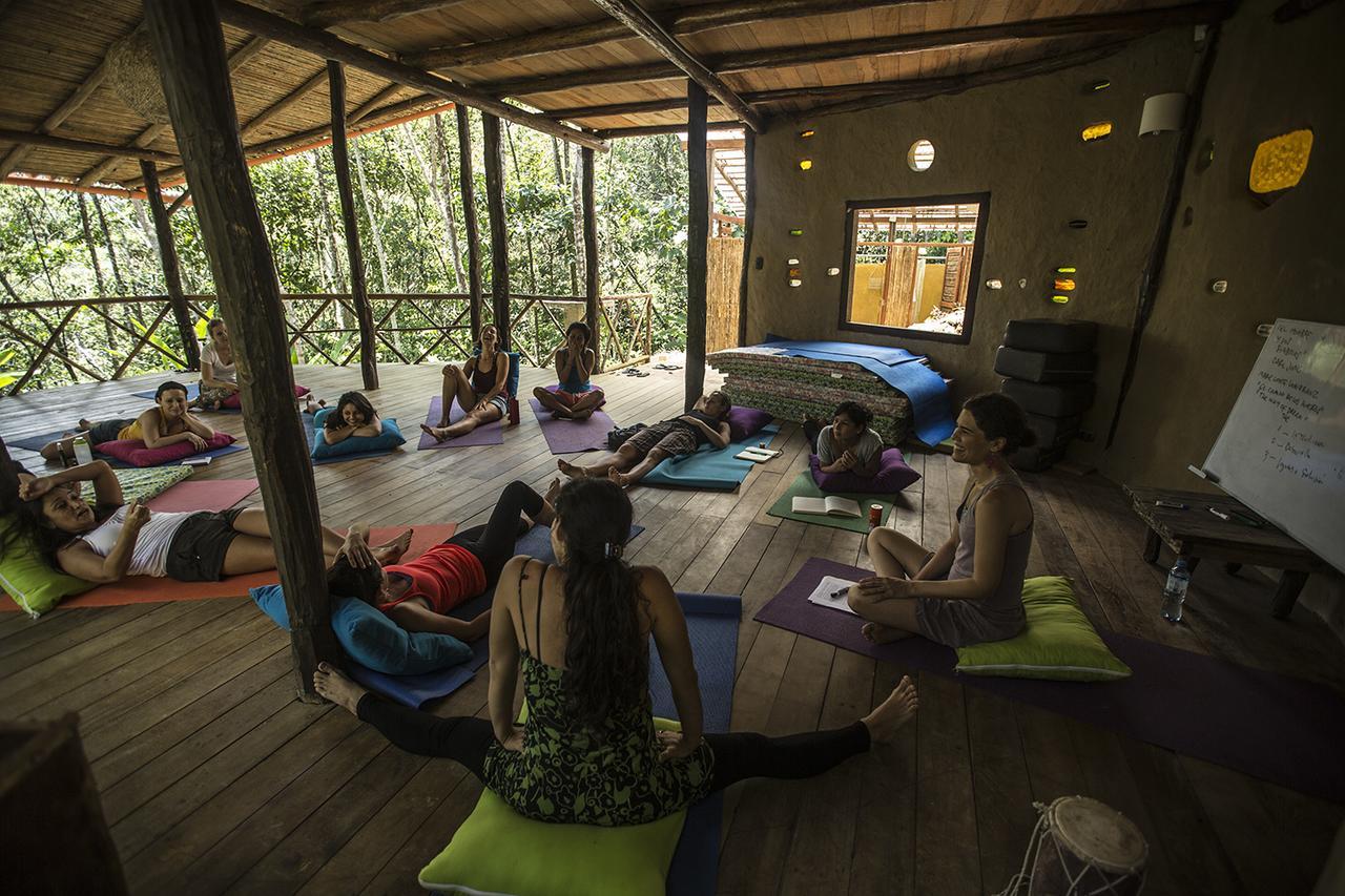 Chirapa Manta Amazon Lodge Lamas Exterior photo